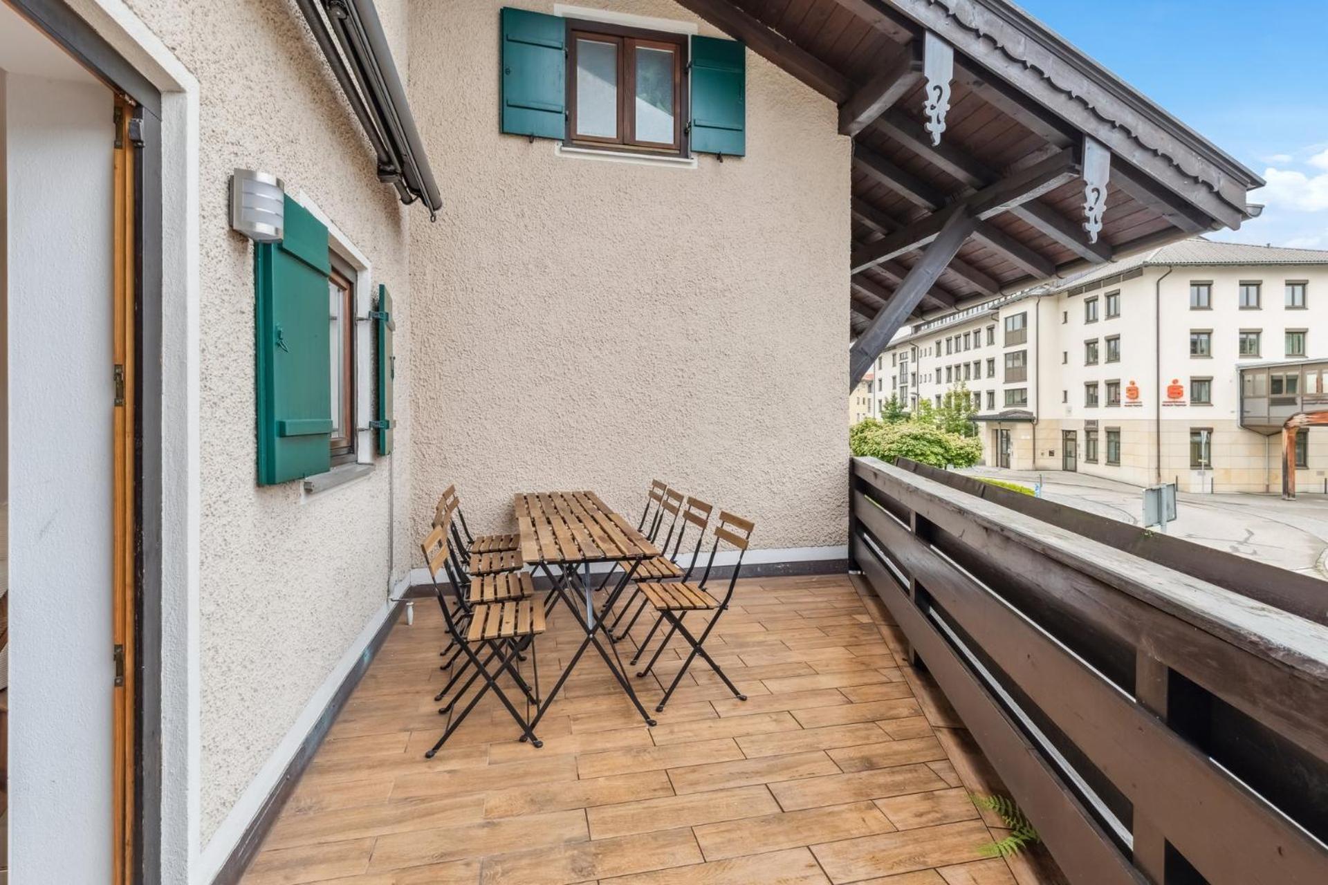 Casa Primavera - Grosse Stadtvilla Im Zentrum Miesbachs Exteriör bild